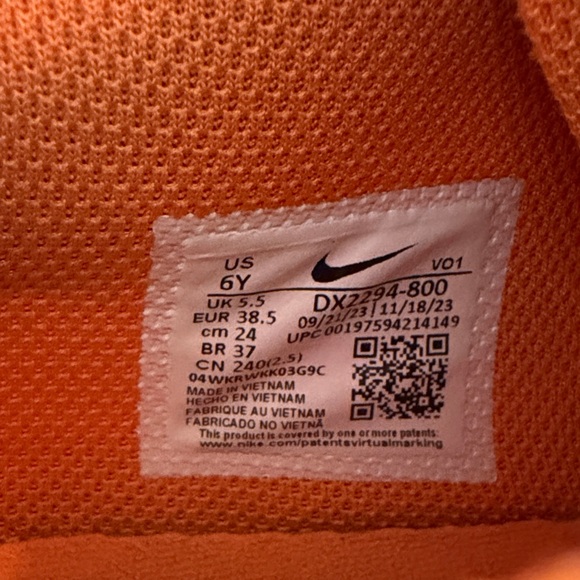 Nike Kids Colorblock Sneakers - Orange & Mint - Picture 2 of 12